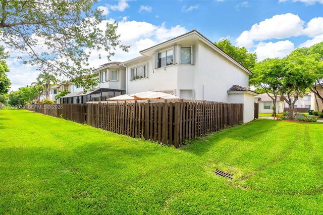 11203 NW 73rd Terrace, Doral, FL 33178