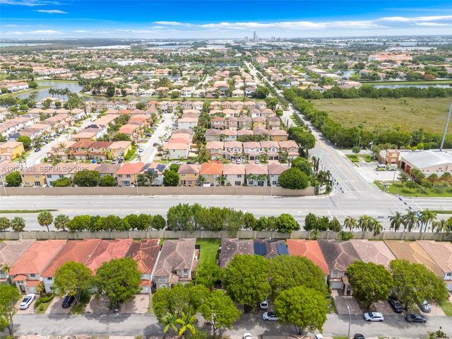 11203 NW 73rd Terrace, Doral, FL 33178