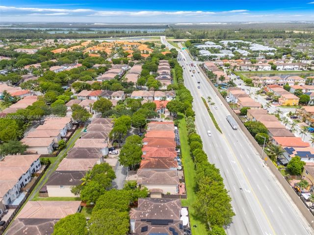 11203 NW 73rd Terrace, Doral, FL 33178