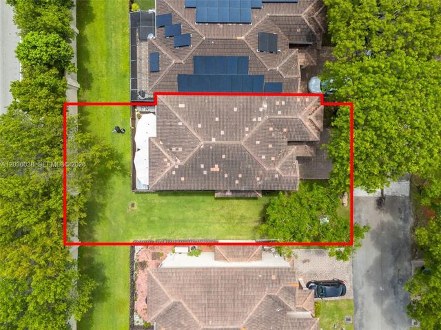 11203 NW 73rd Terrace, Doral, FL 33178
