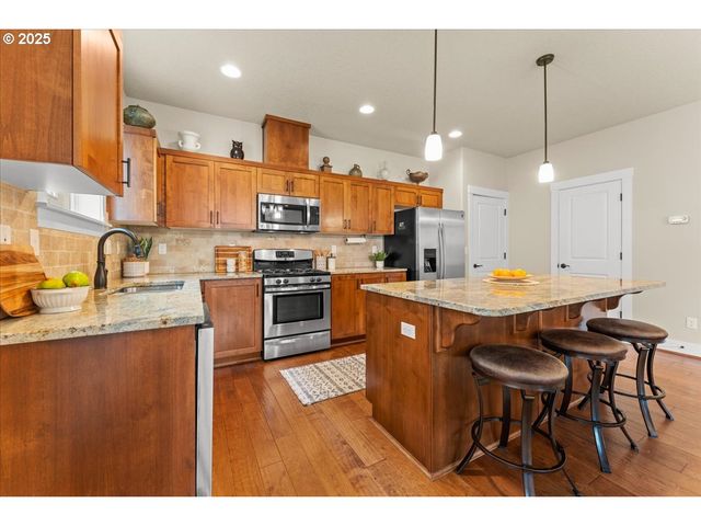 517 Sw 199TH Ave, Beaverton, OR 97006