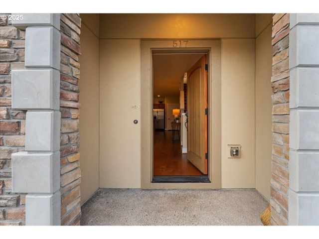 517 Sw 199TH Ave, Beaverton, OR 97006