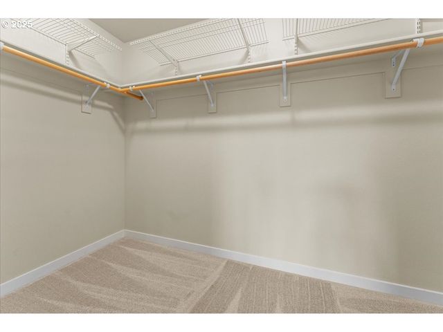 517 Sw 199TH Ave, Beaverton, OR 97006