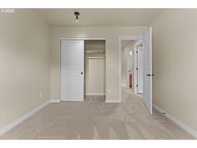 517 Sw 199TH Ave, Beaverton, OR 97006