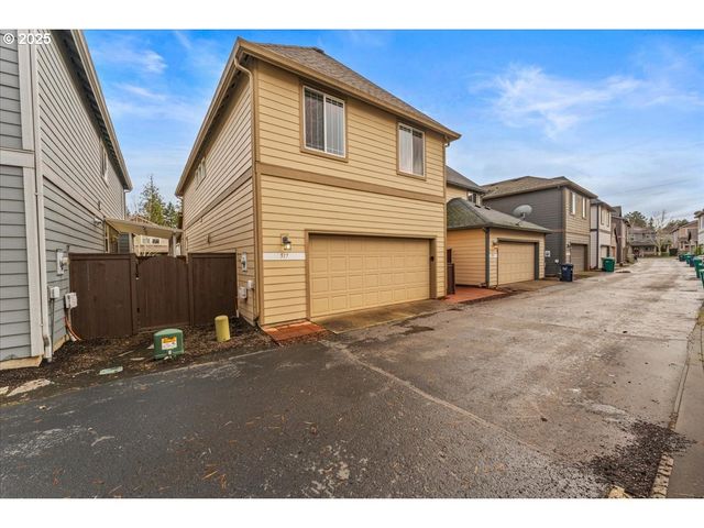 517 Sw 199TH Ave, Beaverton, OR 97006