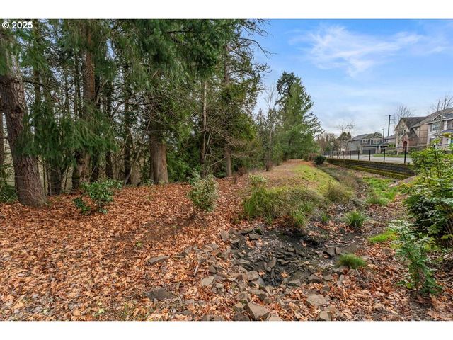 517 Sw 199TH Ave, Beaverton, OR 97006