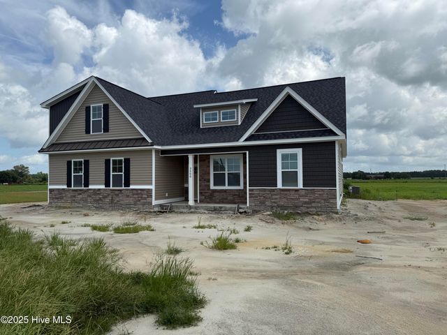 3500 Stetsan Way, Ayden, NC 28513