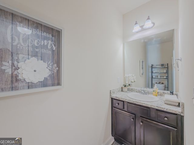 2106 Bridgewater Pass, Hampton, GA 30228