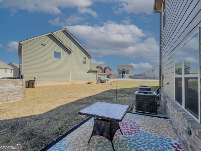 2106 Bridgewater Pass, Hampton, GA 30228