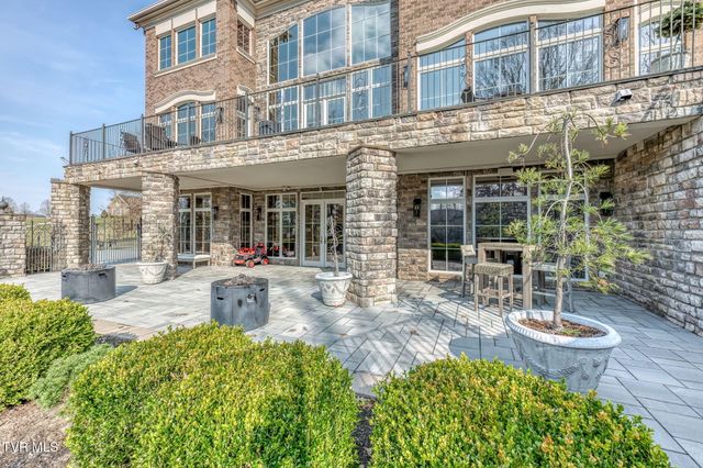 1128 Mountain Vista Pvt Drive, Bristol, TN 37620