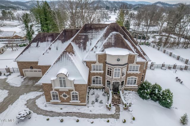 1128 Mountain Vista Pvt Drive, Bristol, TN 37620