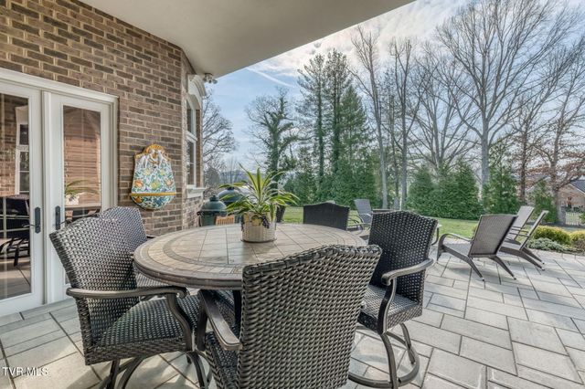 1128 Mountain Vista Pvt Drive, Bristol, TN 37620