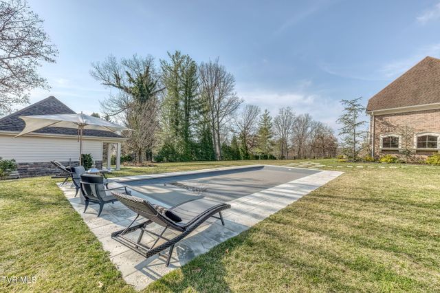 1128 Mountain Vista Pvt Drive, Bristol, TN 37620