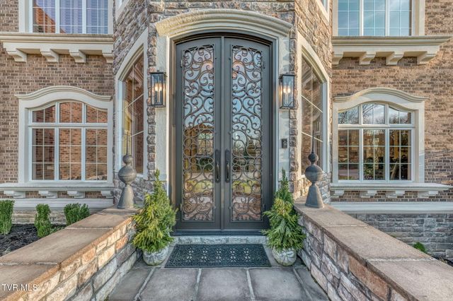 1128 Mountain Vista Pvt Drive, Bristol, TN 37620