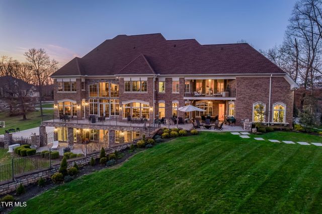1128 Mountain Vista Pvt Drive, Bristol, TN 37620