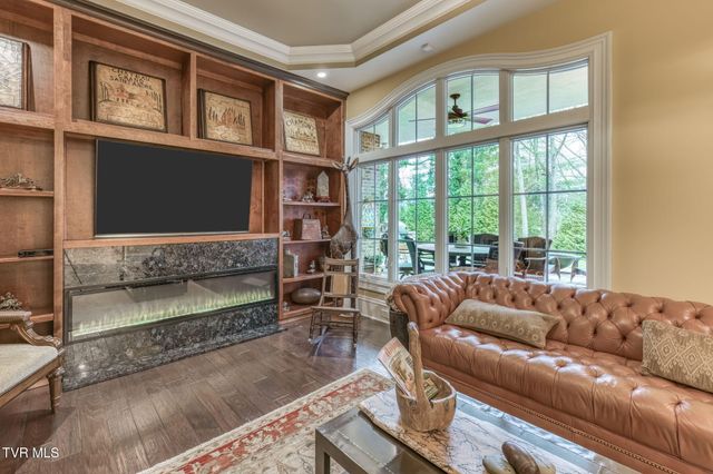 1128 Mountain Vista Pvt Drive, Bristol, TN 37620