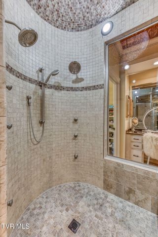 1128 Mountain Vista Pvt Drive, Bristol, TN 37620