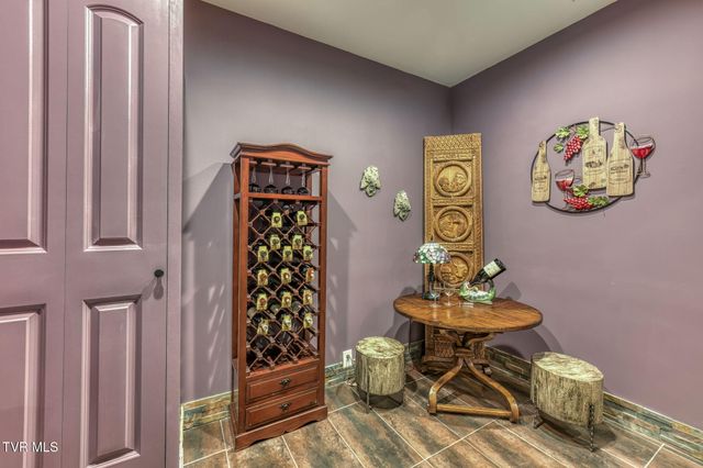 1128 Mountain Vista Pvt Drive, Bristol, TN 37620