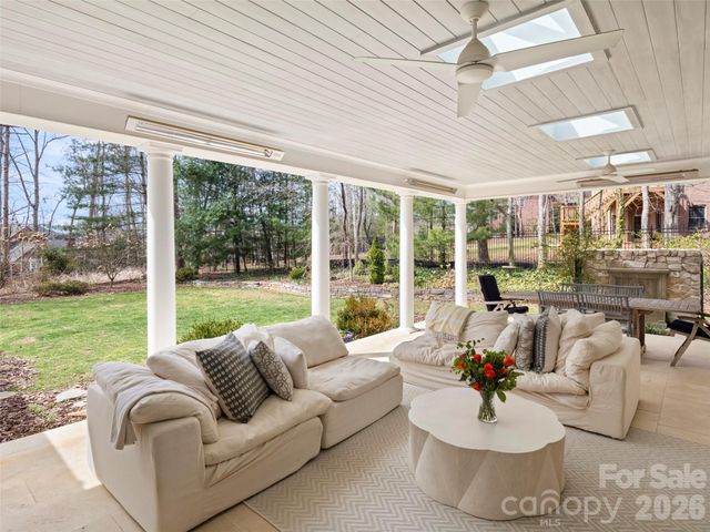 604 Holt Lane, Asheville, NC 28803
