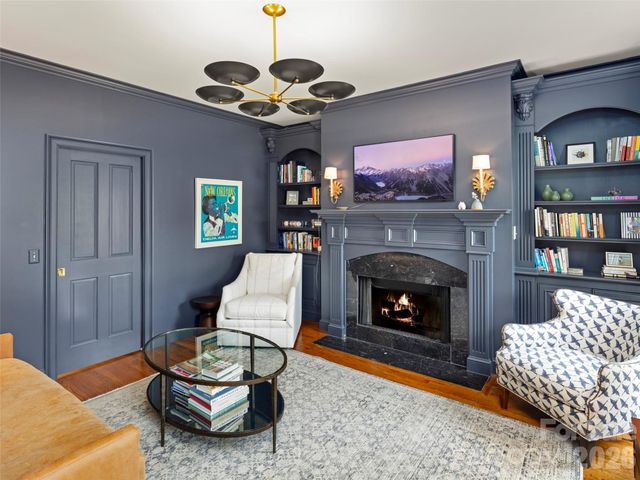 604 Holt Lane, Asheville, NC 28803