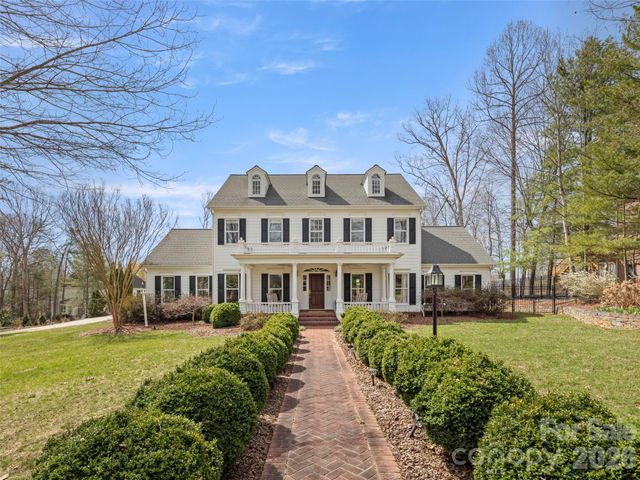 604 Holt Lane, Asheville, NC 28803
