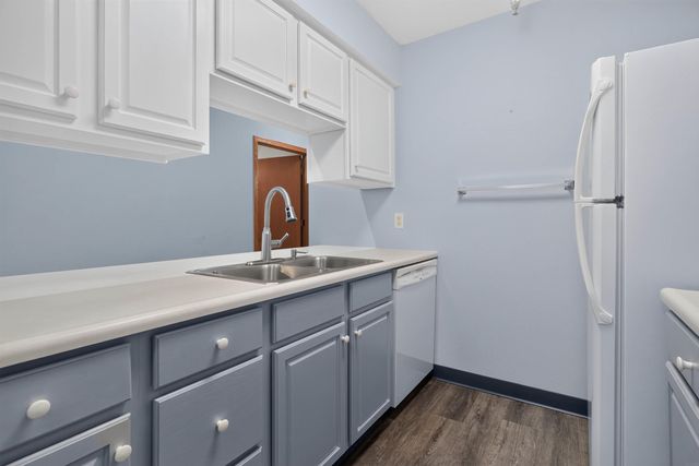 4125 Autumn Ridge Rd Unit 108, Cedar Falls, IA 50613