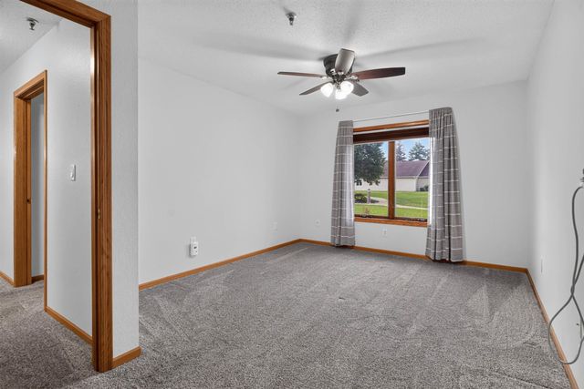 4125 Autumn Ridge Rd Unit 108, Cedar Falls, IA 50613