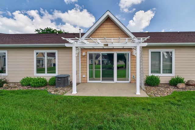 4125 Autumn Ridge Rd Unit 108, Cedar Falls, IA 50613