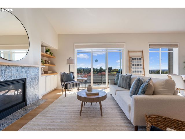 4832 Nw PROMENADE Ter 418, Portland, OR 97229