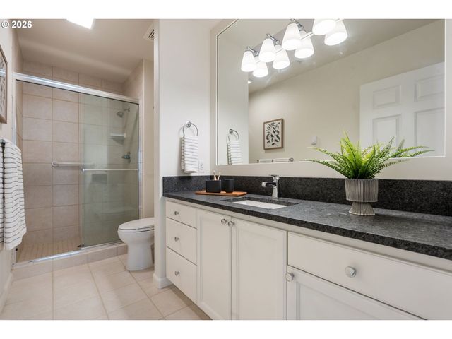 4832 Nw PROMENADE Ter 418, Portland, OR 97229