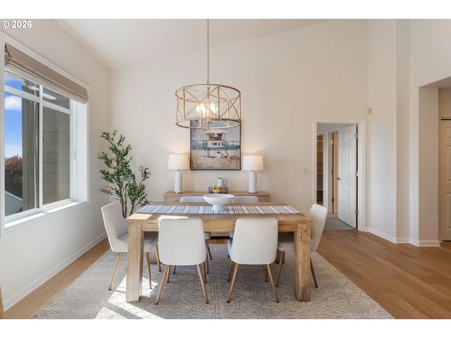 4832 Nw PROMENADE Ter 418, Portland, OR 97229