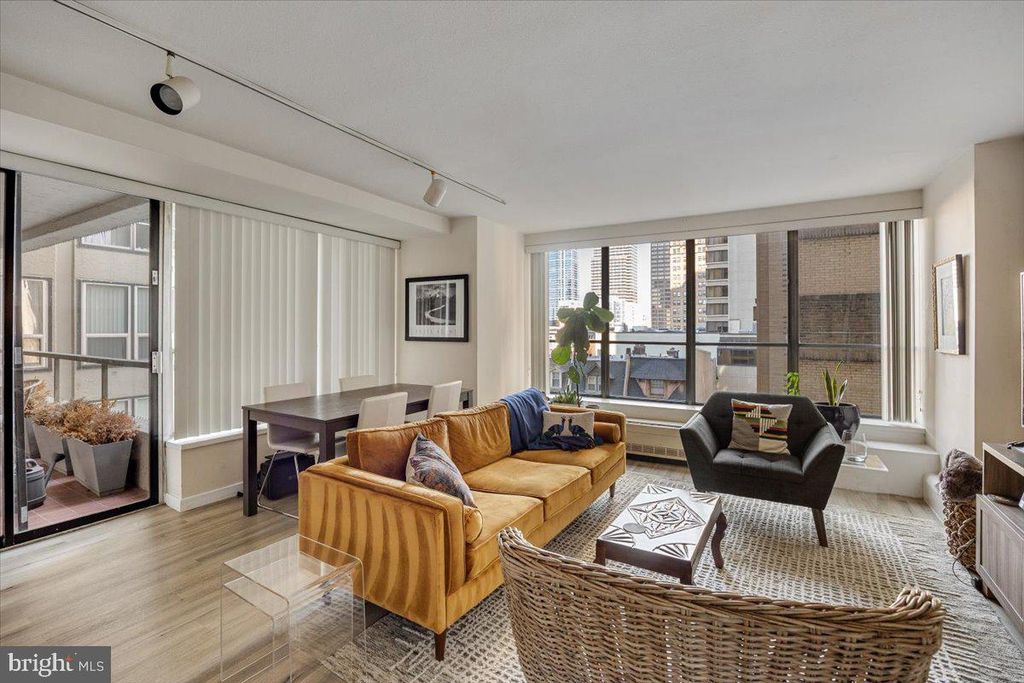 224-30 W RITTENHOUSE SQ #601, Philadelphia, PA 19103