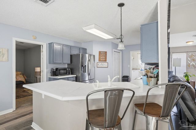 2560 Southern Oaks Dr, Cantonment, FL 32533