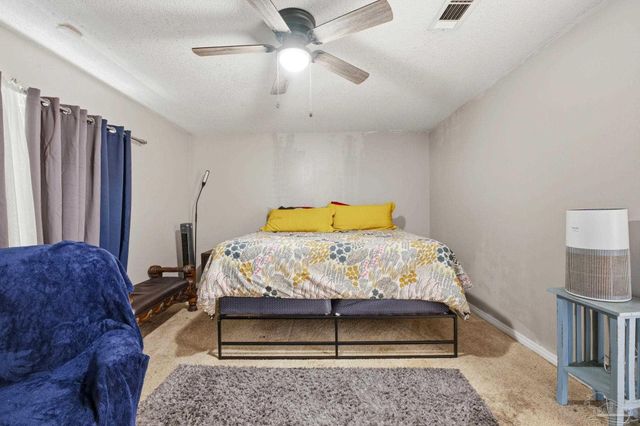 2560 Southern Oaks Dr, Cantonment, FL 32533