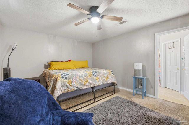 2560 Southern Oaks Dr, Cantonment, FL 32533