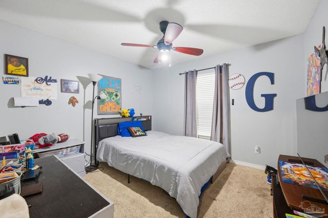 2560 Southern Oaks Dr, Cantonment, FL 32533