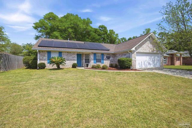 2560 Southern Oaks Dr, Cantonment, FL 32533