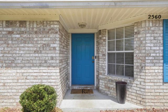 2560 Southern Oaks Dr, Cantonment, FL 32533