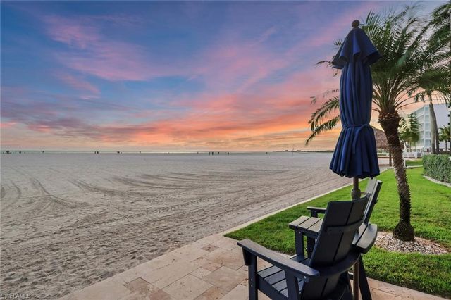6612 ESTERO BLVD 301, Fort Myers Beach, FL 33931