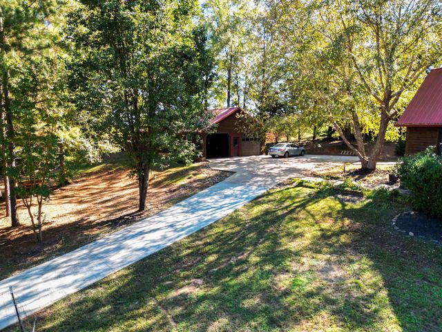 123 Guy Cothran Road, Inman, SC 29349