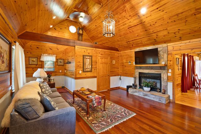 123 Guy Cothran Road, Inman, SC 29349