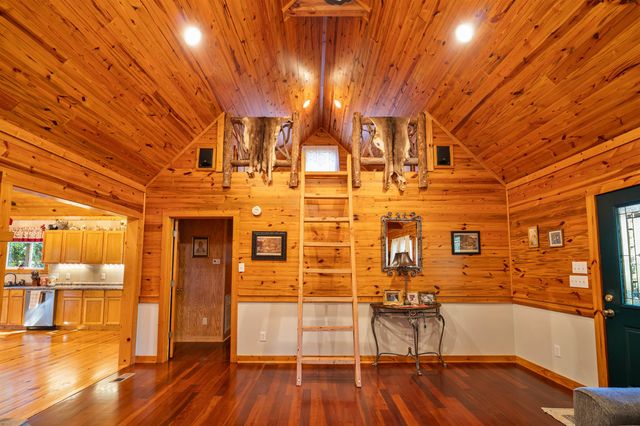 123 Guy Cothran Road, Inman, SC 29349