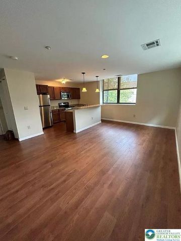 528 North new Street 4, Bethlehem City, PA 18018