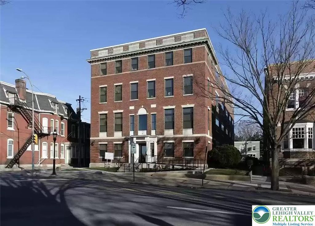 528 North new Street 4, Bethlehem City, PA 18018