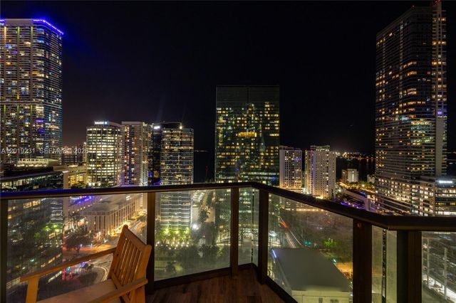 1300 S Miami Ave 2602, Miami, FL 33130