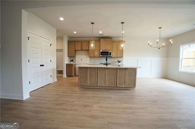35 Aviation Rd SE, Marietta, GA 30060