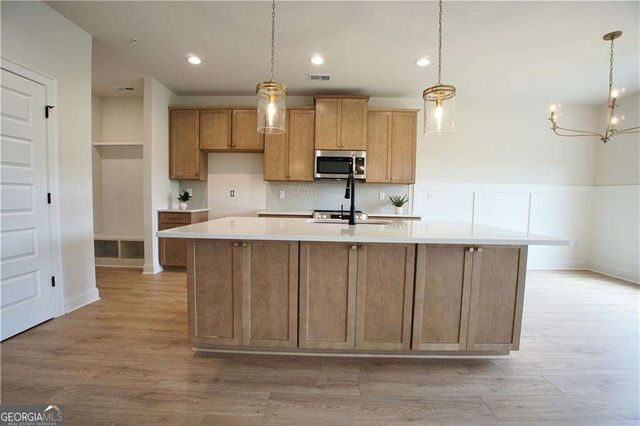 35 Aviation Rd SE, Marietta, GA 30060