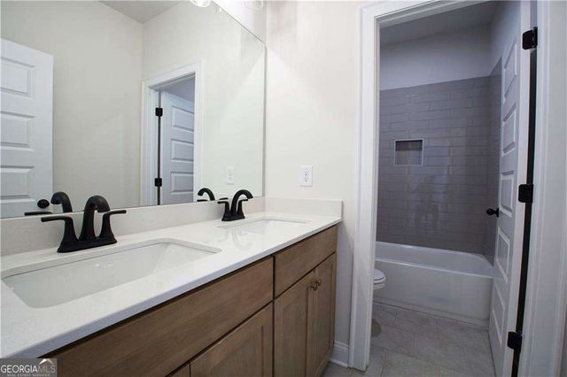35 Aviation Rd SE, Marietta, GA 30060
