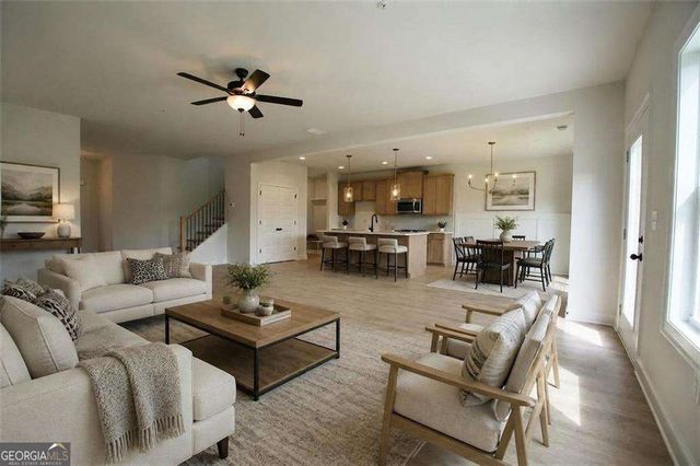 35 Aviation Rd SE, Marietta, GA 30060