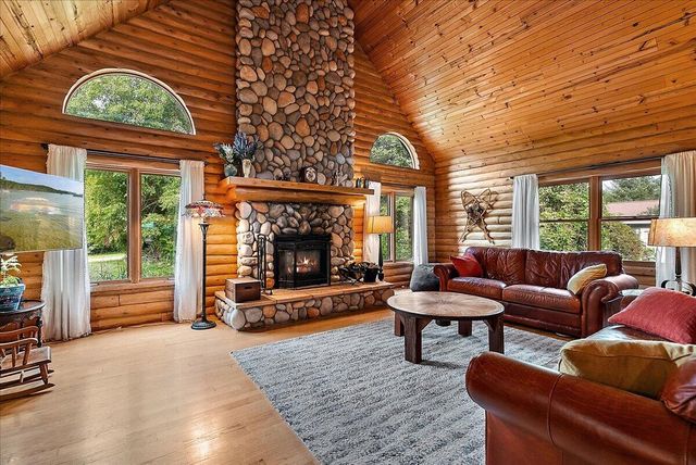 2380 W Shore Drive, Trufant, MI 49347